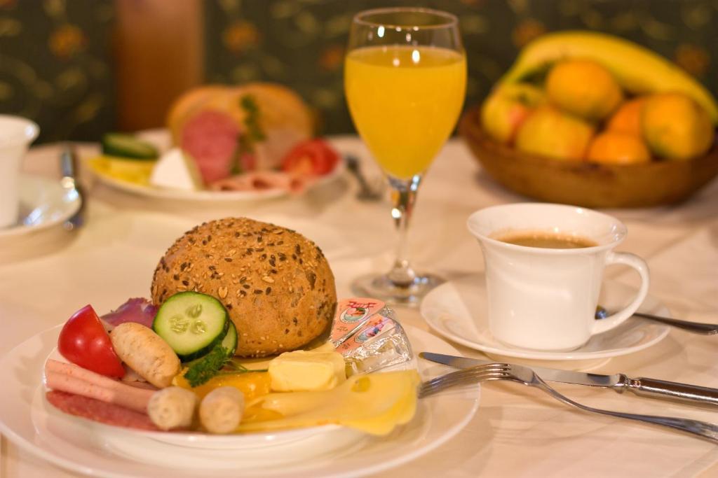 Aparthotel Kroesbacher ฟูลป์เมส ภายนอก รูปภาพ